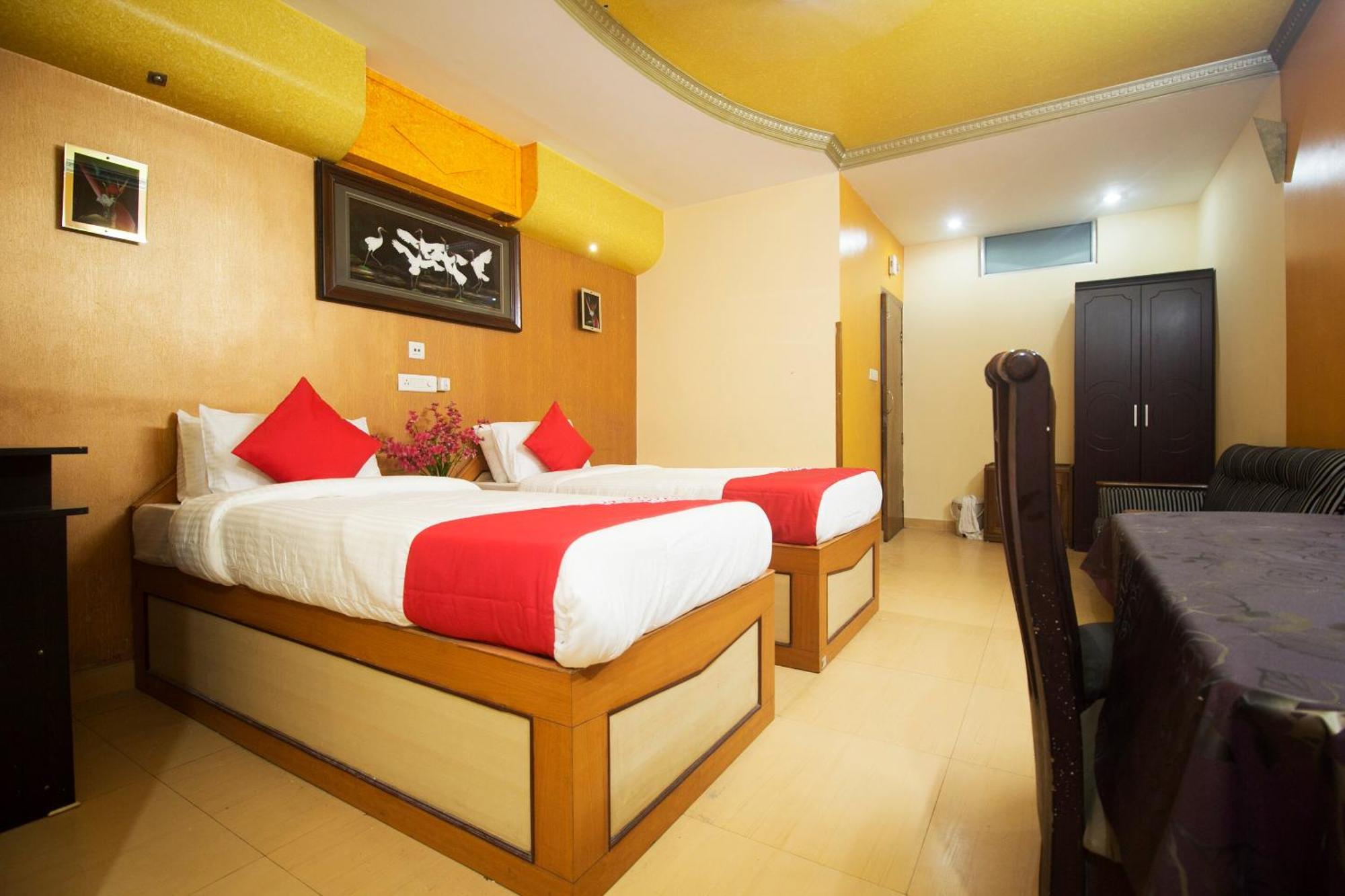 Hotel O Golden Moments Siliguri Εξωτερικό φωτογραφία