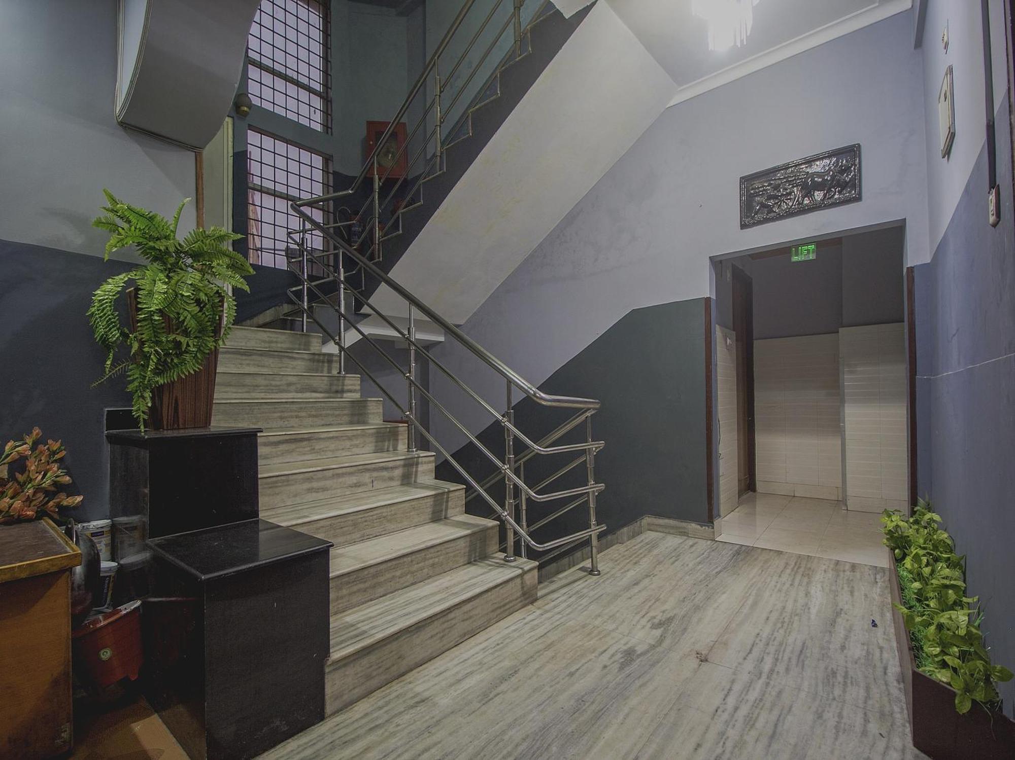 Hotel O Golden Moments Siliguri Εξωτερικό φωτογραφία