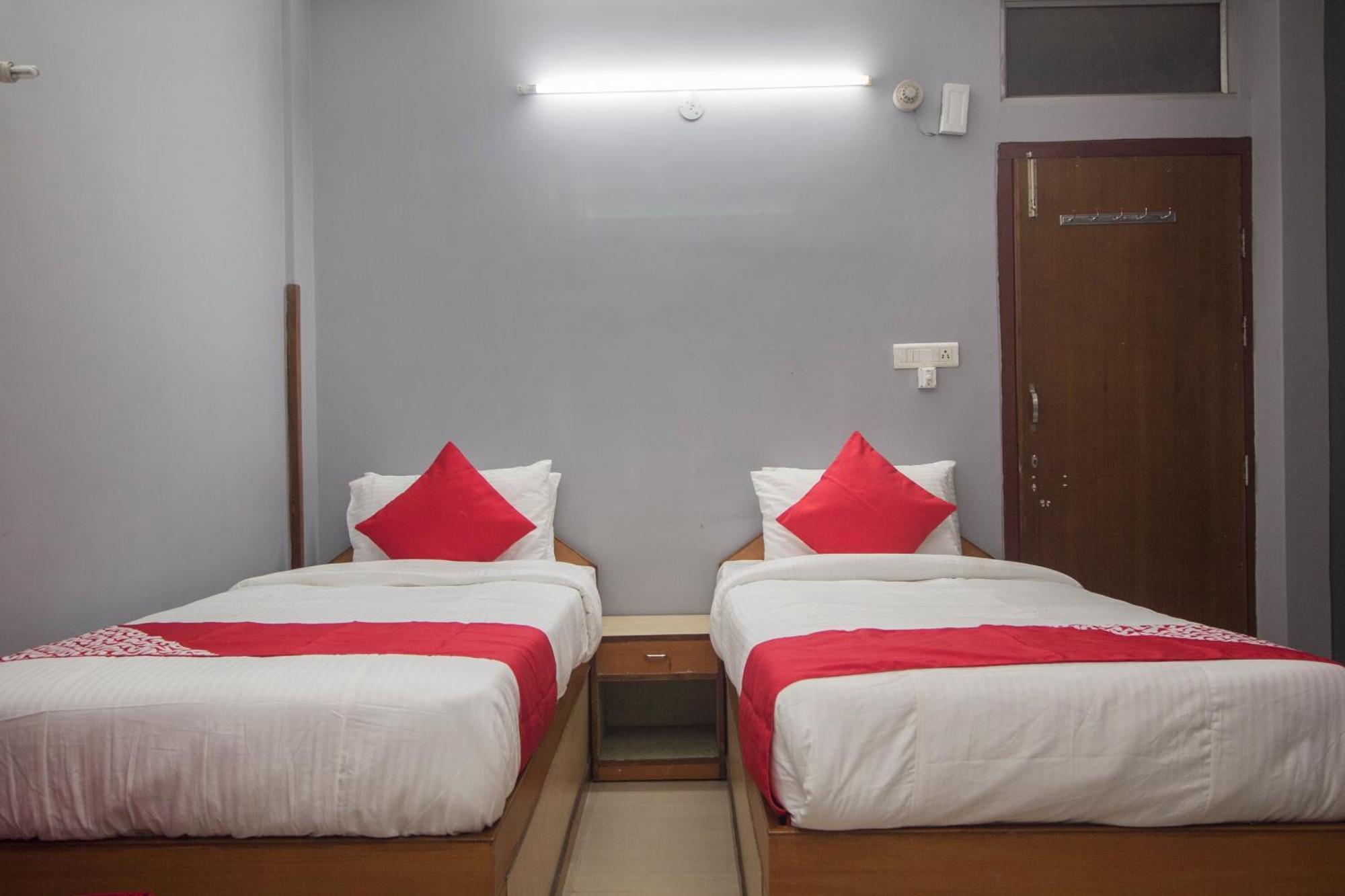 Hotel O Golden Moments Siliguri Εξωτερικό φωτογραφία